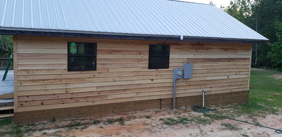cabin_1.jpg cabin_1.jpg