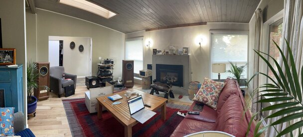 LivingRoom1.jpeg
