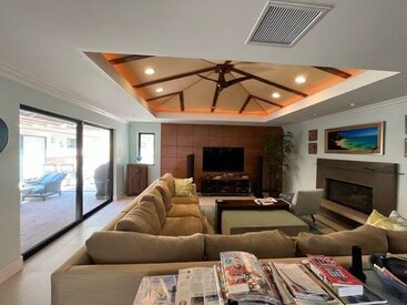 ROOM PIC WIDE.jpg