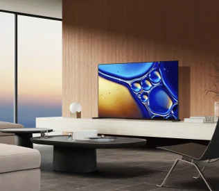 Sony-2025-BRAVIA-8M2-livingroom-lifestyle.webp