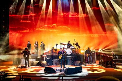 Joe Bonamassa Tales of Time 2.jpg