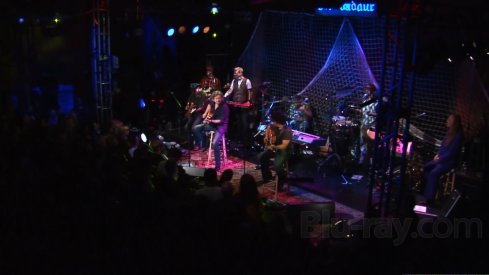 Hall & Oates full band.jpg