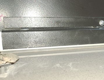 Door bottom Plastic Thing.png