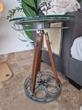 old end table.jpg