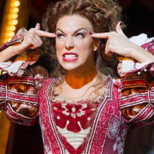 Kiss-me-kate-hannah-waddingham