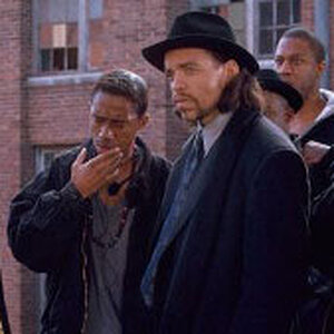 Trespass_treasure-hunt_bill-paxton