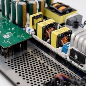5000_revolution_amp_detail_4-1.jpg