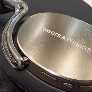 bowers & wilkins Px8 S2 Review