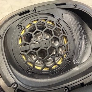 bowers & wilkins Px8 S2 Review