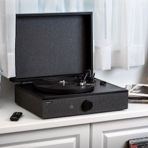 SpinPlay Black Display On Lifestyle (wide).jpg