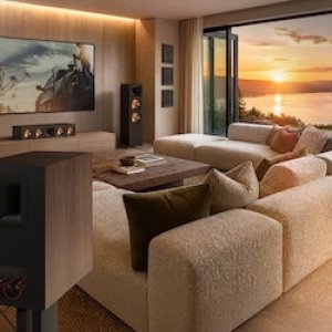 Klipsch-RPIII-Lifestyle-01.jpg