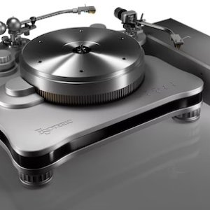 Esoteric’s T-01 MagneDrive Turntable