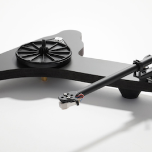 REGA REPLAY TURNTABLE