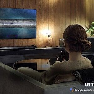 LG-ThinQ-AI-TV-Lifestyle-01