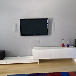 M-215 in living room 1.jpg