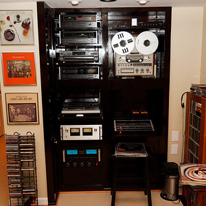 Stereo_Rack.jpg