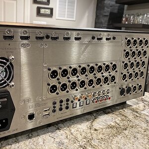 StormAudio ISP MK2 3