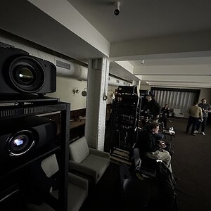 2022 Value Electronics Long Throw Projector Shootout