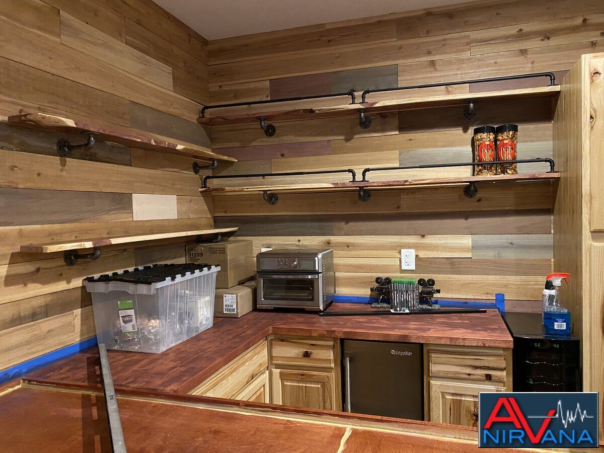 bar-shelves_50332178696_o.jpg
