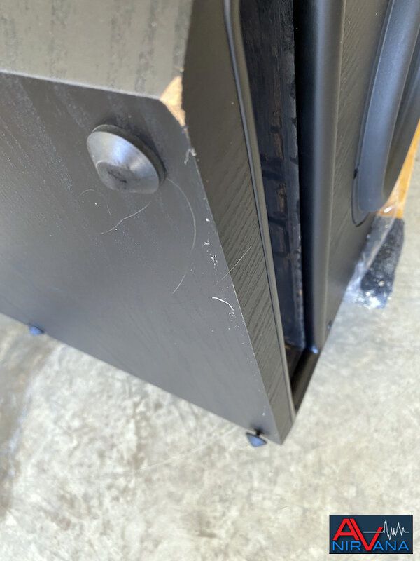 M215 front corner and bottom scratches.jpg