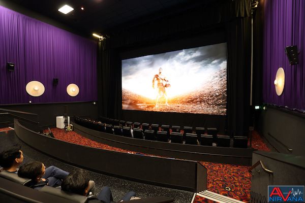 Samsung LED Movie Screen