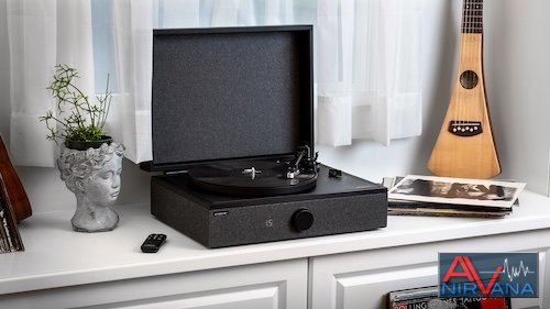 SpinPlay Black Display On Lifestyle (wide).jpg