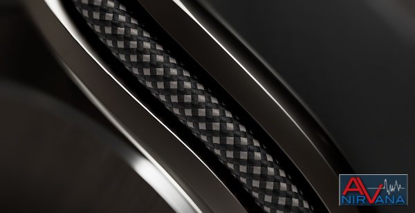 &W - Px8 S2 Onyx Black - Beauty 6 -  16x9.jpg