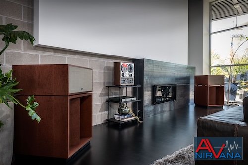 Web Ready-Klipsch-LaScala-AA-Life-03.jpg